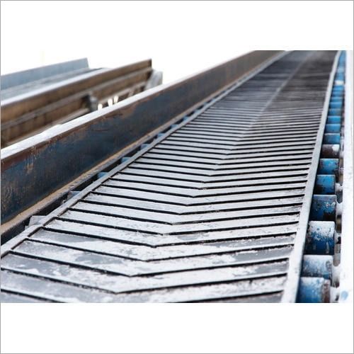 Mild Steel Rubber Belt Conveyor - Durable 600mm Width, High-Performance Material Utilization, Efficient Load Handling 