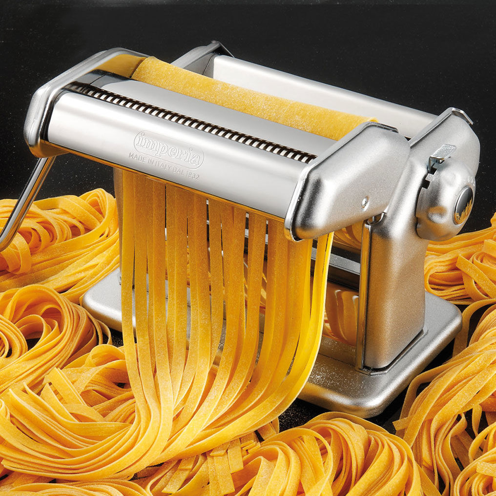 Pasta Machine Imperia 150 Mm - Rs. 5000++, With Attachment T 2/4