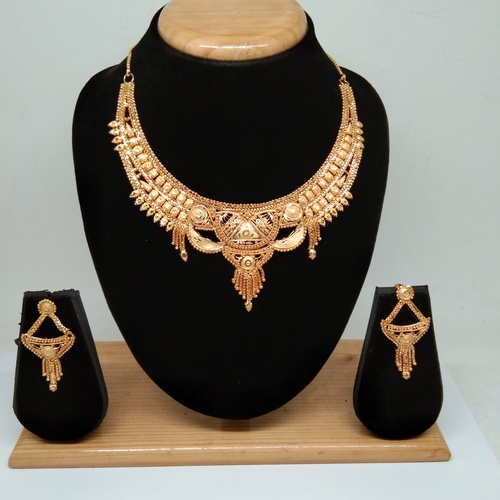 18K Simple Design Forming Gold Necklace Set
