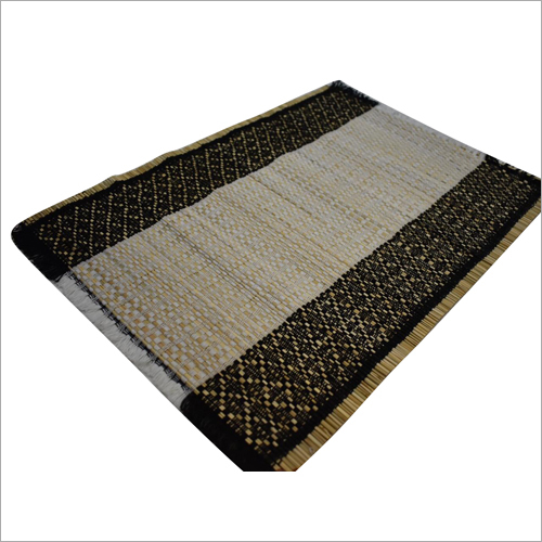 White/Black Natural Straw Place Mat