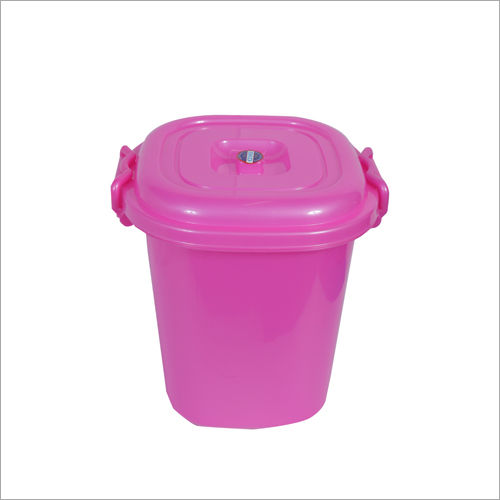 Square Plastic Container 15 Ltr