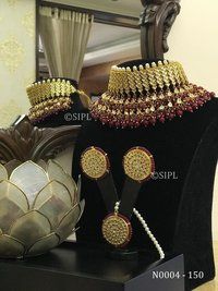 Ahmedabadi Kundan Meenakari Necklace set