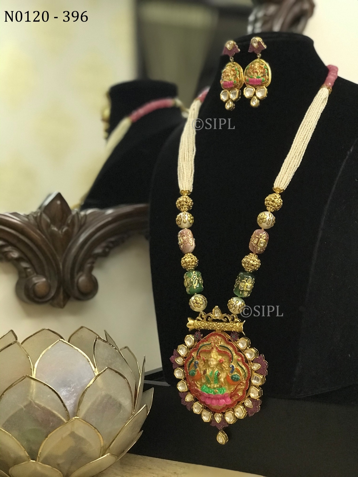 Beautiful Goddess Laxmi Necklace Set