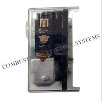 Honeywell TF 976 Burner Controller