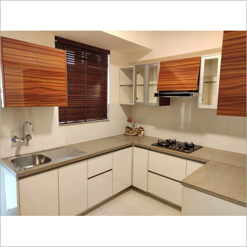Peninsula Kitchen
