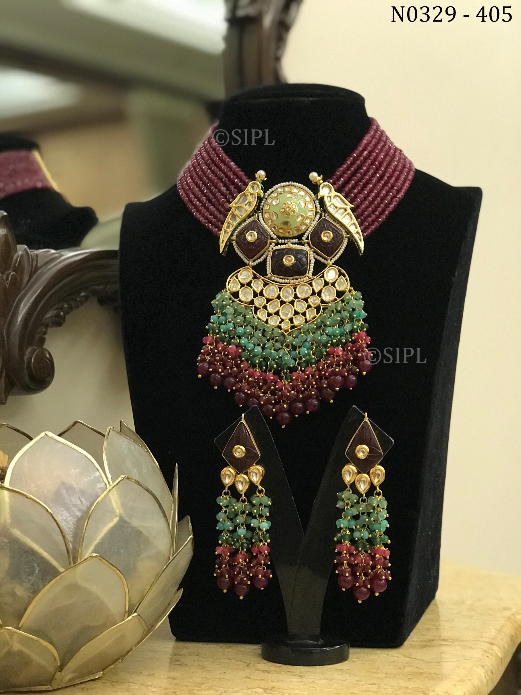 Exclusive Design Uncut Kundan Necklace Set
