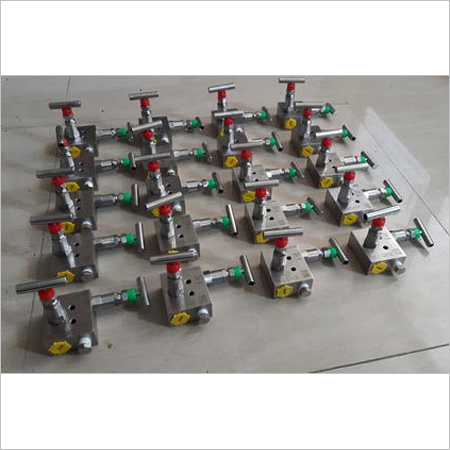 Ped-Lock Instrument Manifold Valves - Stainless Steel SS316/SS304, 54mmx41.3mm, 1/2" NPT Female Ports | Hydraulic Power, High Pressure 6000 PSI