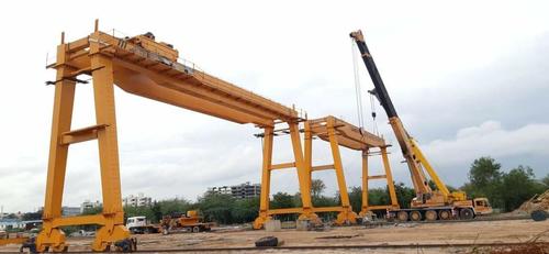 Heavy Duty Gantry Cranes