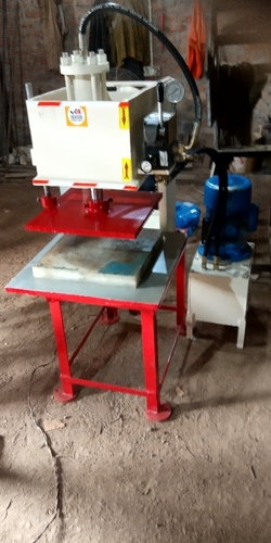 Slipper Cutting Machine