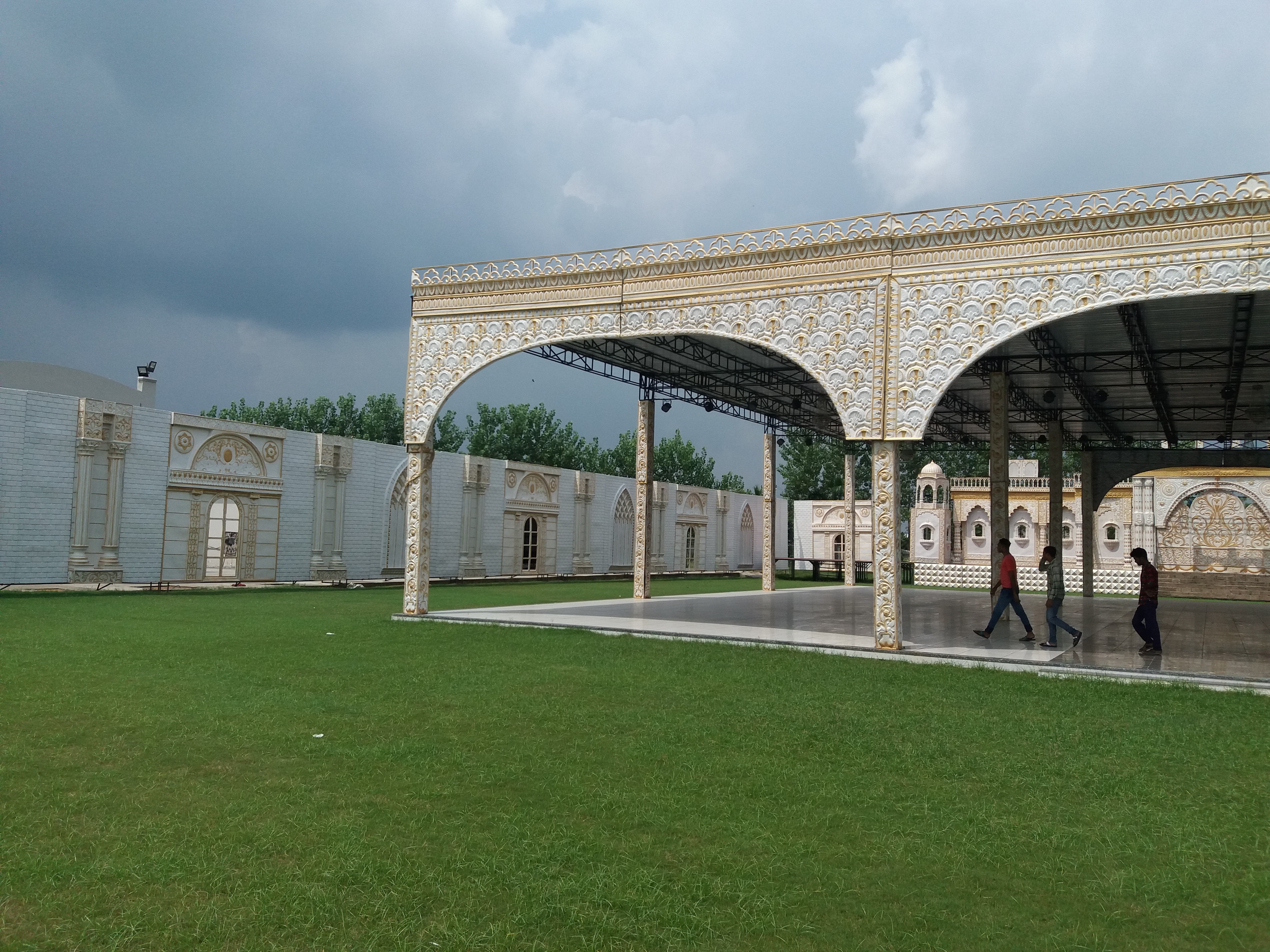 Arch Windows