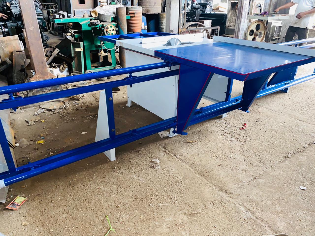 Table Cutter With Trolley
