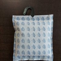 Silica Gel Pouch250 Gm Hook Bag