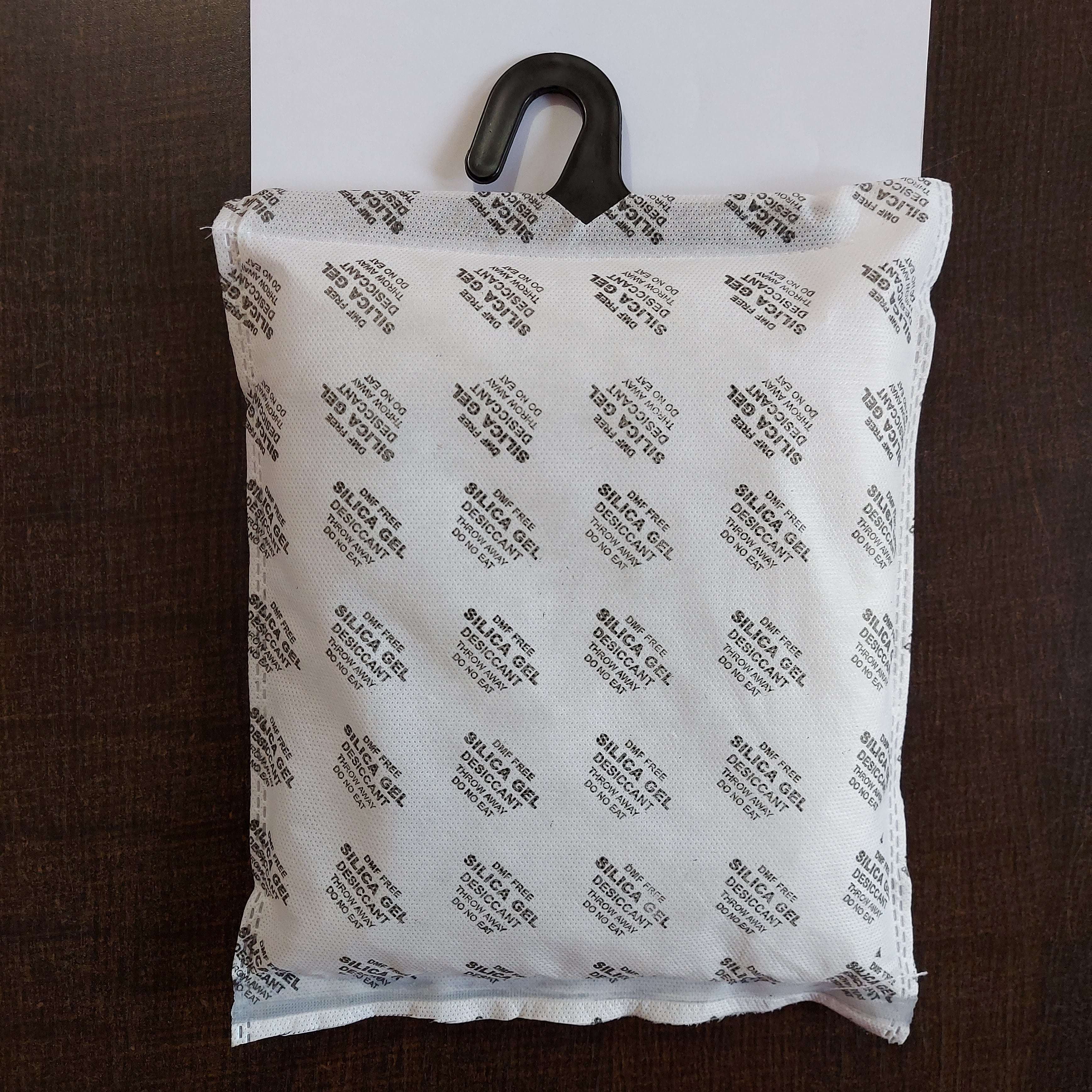 1 Kg Silica Gel Pouch Hook Manufacturer,Supplier,Exporter,Trading  Company,India