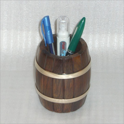Barrel Pen Holder