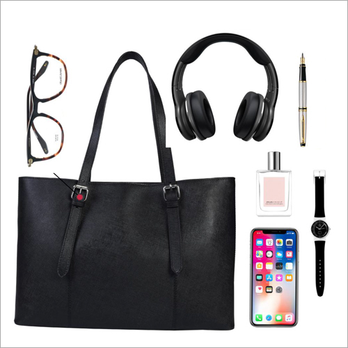 Ladies Black Leather Shoulder Handbags
