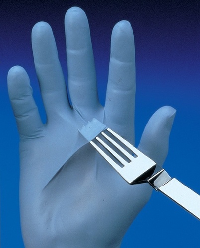 Blue/White Non-Sterile Nitrile Gloves