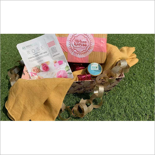 Mini Decembers Self Care Box