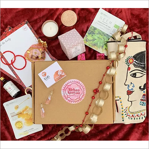 A Gift She Will Love Box