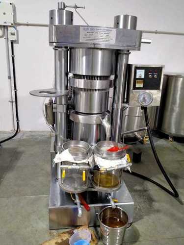 Cold Press Oil Machine