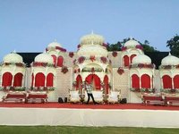 Decorative Wedding Stage - A1 Grade Fiber Material, 40 Feet Length X 20 Feet Height, Custom Color Options, Easy Installation For Stunning Wedding Decoration