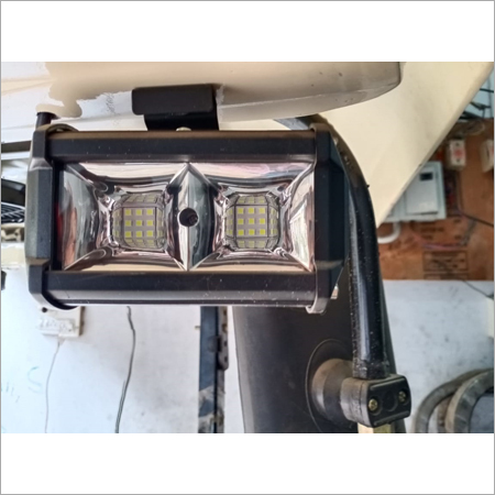 TRACTOR LED LIGHT
