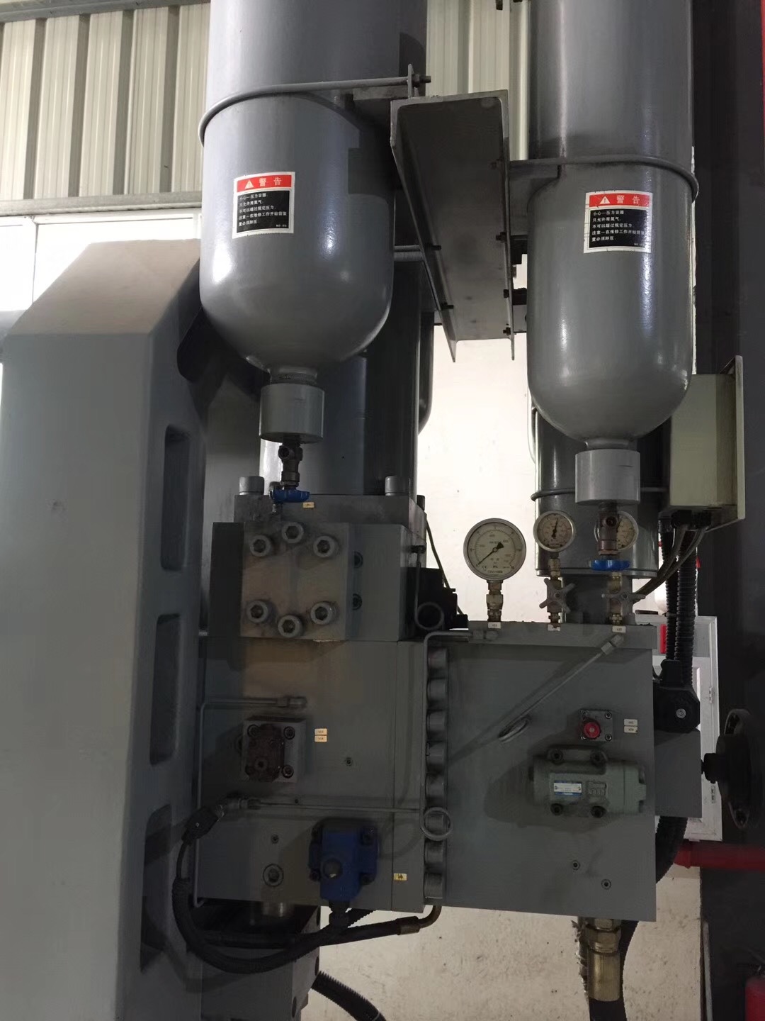 Used Yizumi 800t Cold Chamber Die Casting Machine