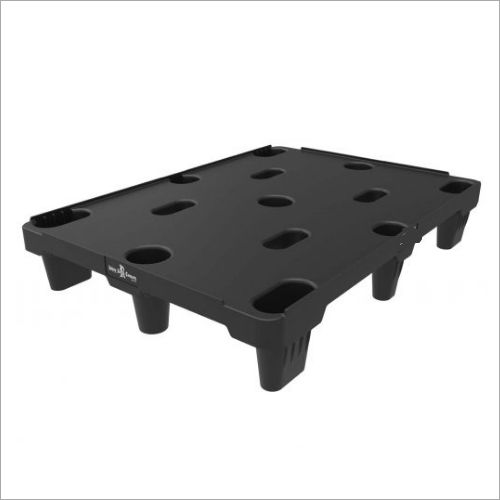 Black Rectangular Plastic Pallets