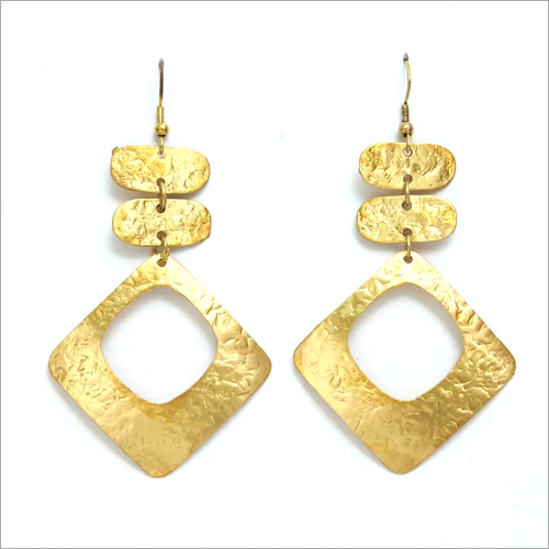 Ladies Horn Hanging Earring