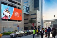 Display Hoarding - 1080p Resolution, 1000 Nits Brightness, Ip65 Protection | Large Format Dynamic Advertising With Customizable Dimensions, Multiple Ads & High Profitability