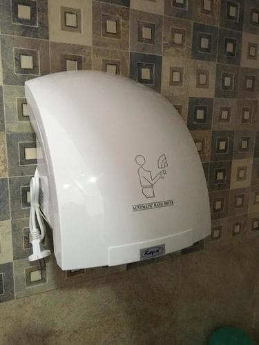 Automatic Hand Dryer (Abs) Age Group: Suitable For All Ages