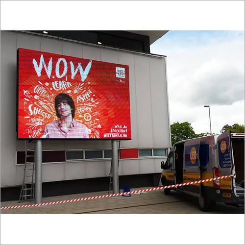 Double Pole Roadside LED Display