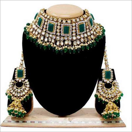 Kundan Choker necklace set