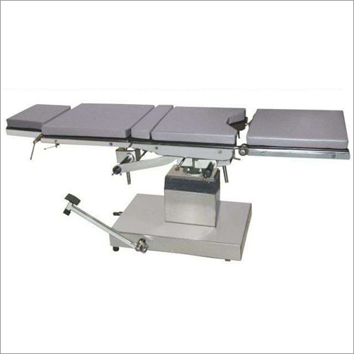 Super Deluxe Hydraulic Operating Table