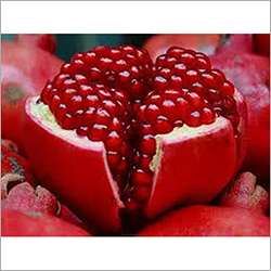 Fresh Pomegranate By NIRMAYI TRADE HOUSE