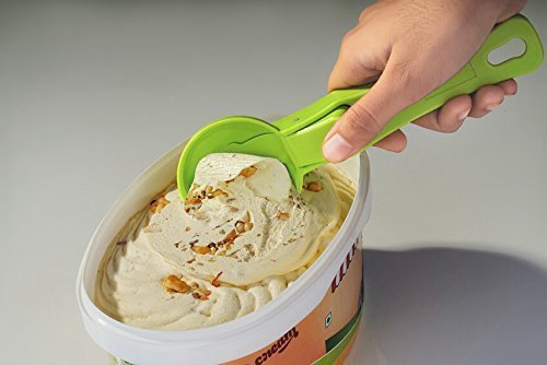 Plastic Smooth and Sturdy Ice Cream Scoop
