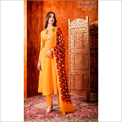 Yellow Mtr 4332 Ladies Phulkari Dupatta Pant Suit
