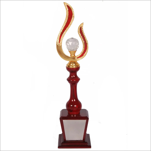 Brass Designer Trophy Size: Different Size Available