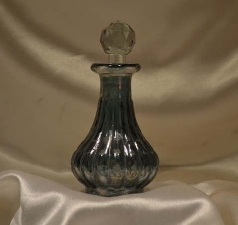 Dark Gray Beautiful Decanter Wonderful Decante
