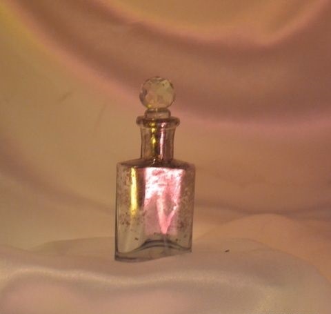 Antique Silver Big Bottle Decanter Material: Glass