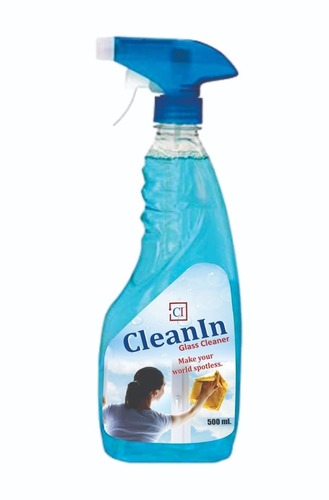 CLEAN IN GLASS CLEANER