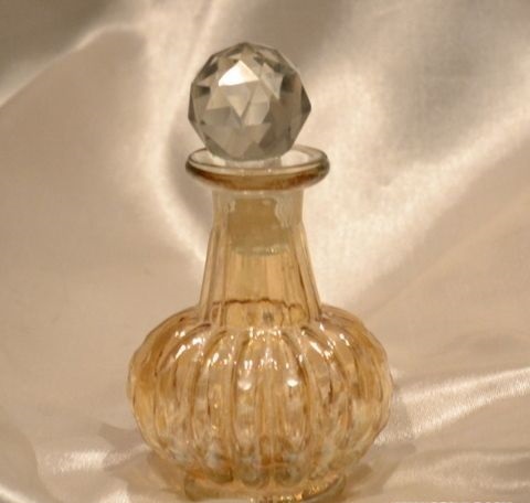 Small Glass Yellow Color Perfume Bottle With Stopper