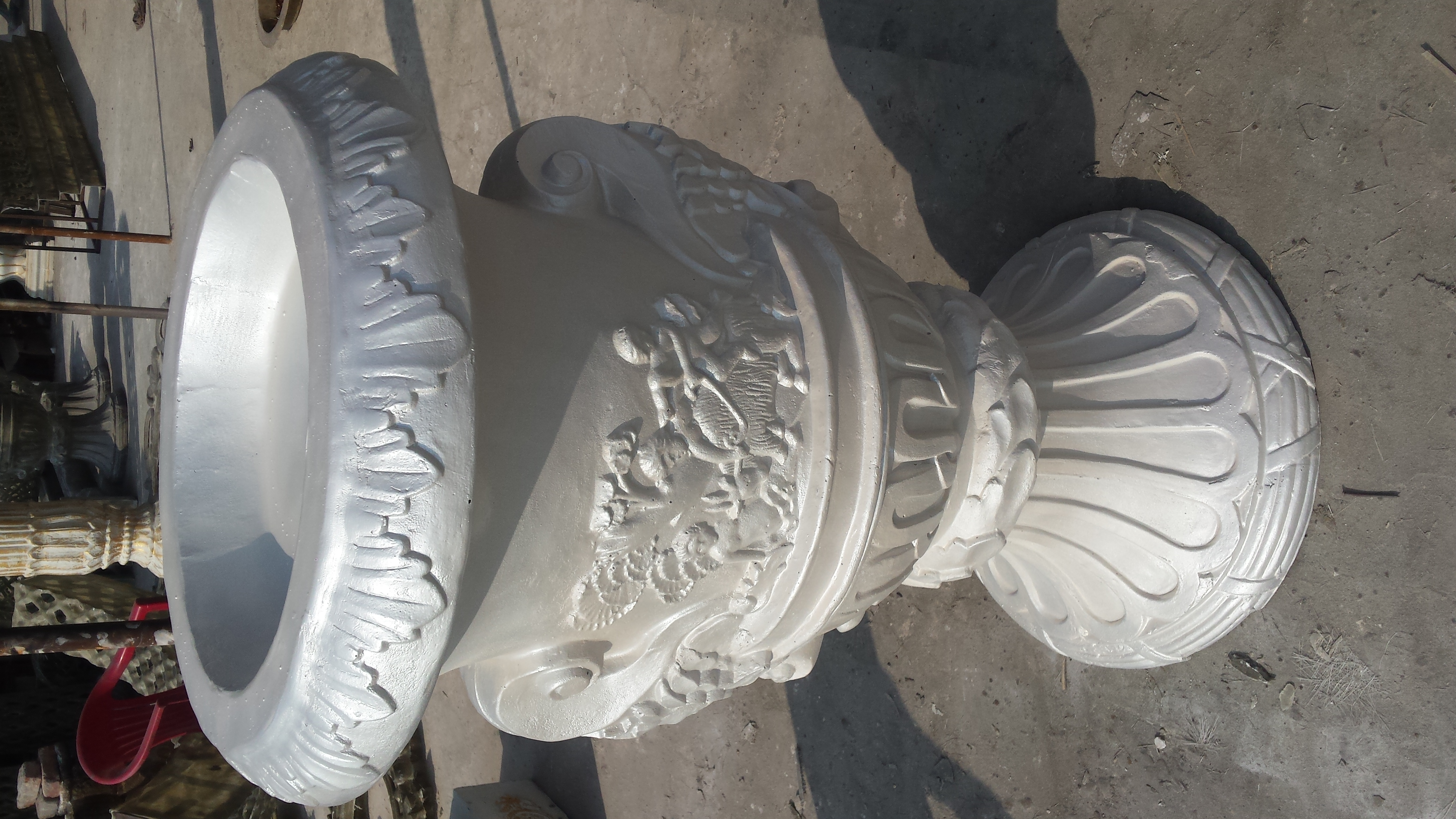 Round Planter