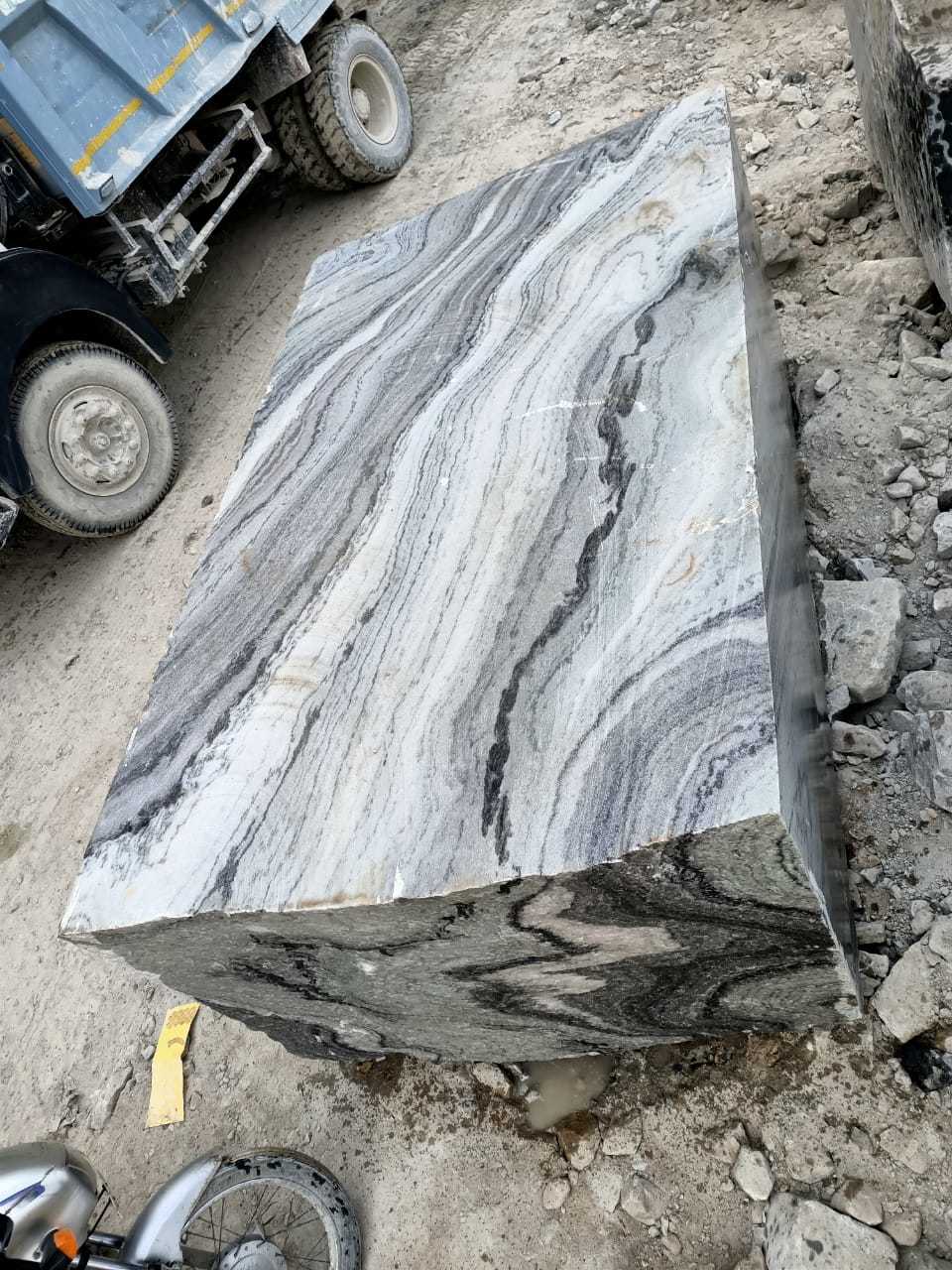 Mercury Black Marble Blocks