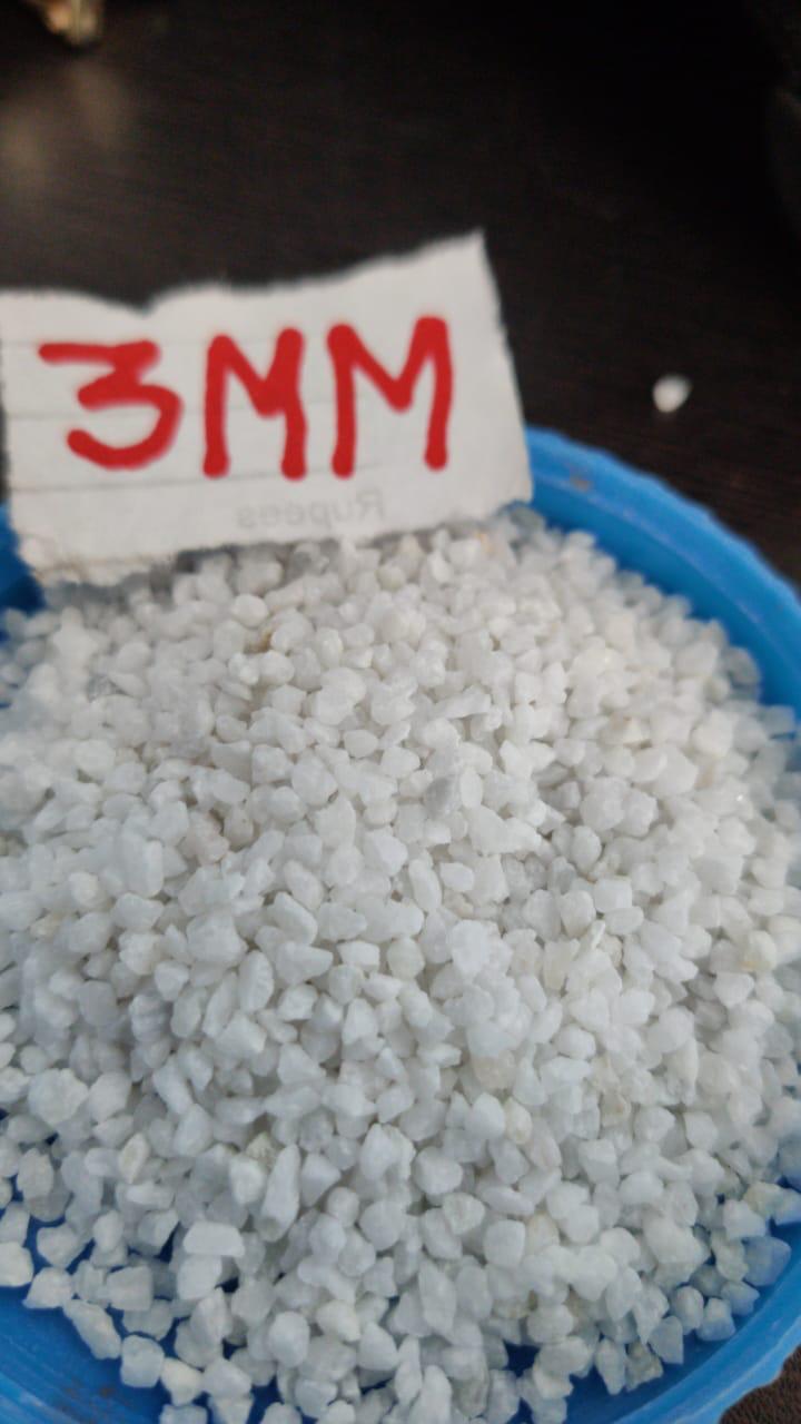 High quality snow white quartz silica sand or grit for industrial use