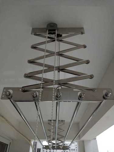 Ceiling Ss Cloth Hangers In Nagapattitam