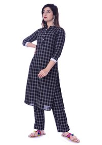 Remtex Women Kurta Pant Black