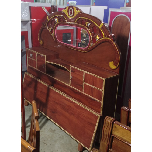 AZAD FURNITURE द्वारा लकड़ी का बेड फैंसी हेडबोर्ड