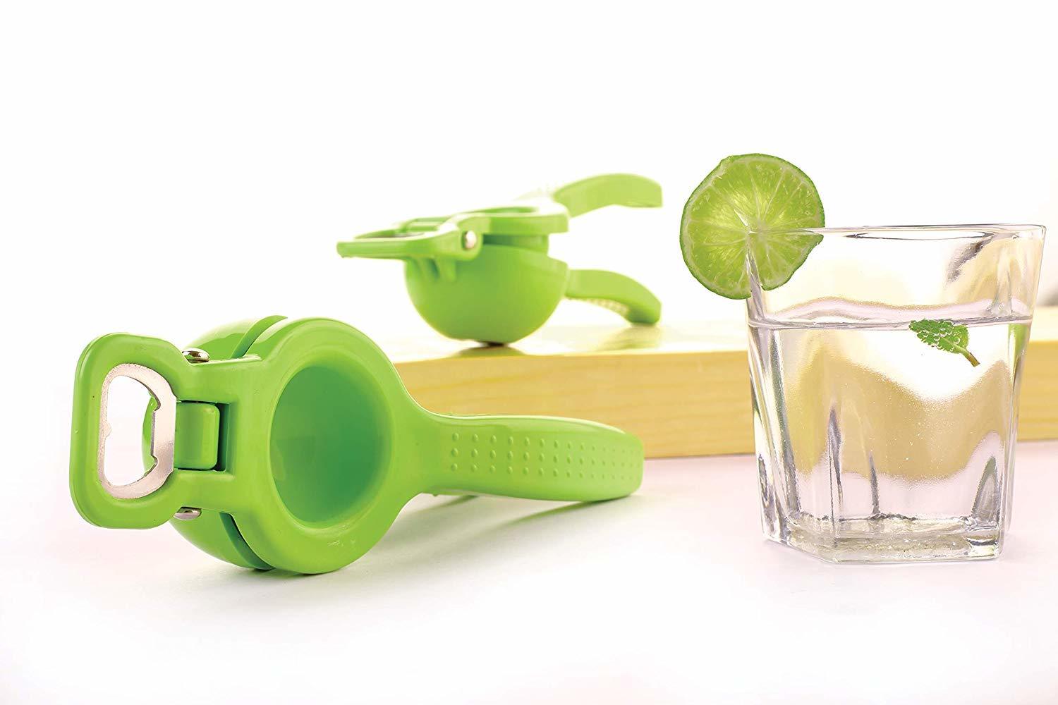 Plastic Lemon Squeezer with Bottle Opener/Lemon Crusher, 2 in 1 Lemon Squeezer