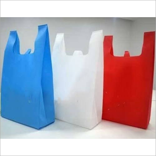 W Cut Non Woven Grocery Bag - Synthetic Material, Various Sizes Available | Lightweight, Moisture-Repellent, Strong Handle for Heavy Loads