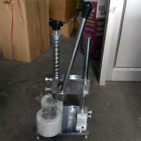 TIKKI FITTING MACHINE